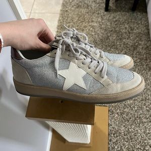 Sparkley star sneakers